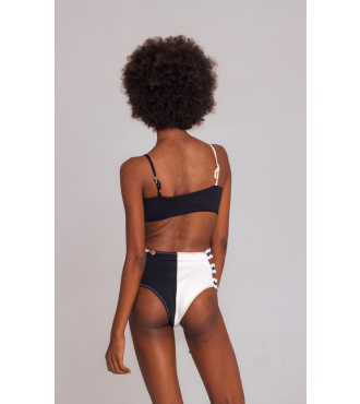 BLACK WHITE HOT PANT